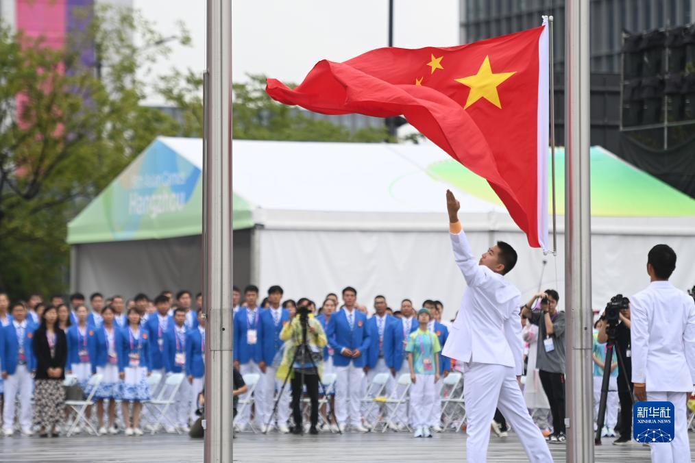 奔驰amg官网